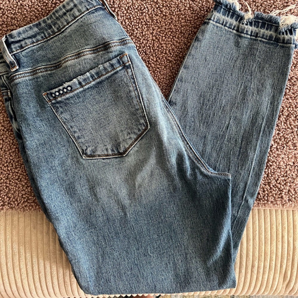 Blank NYC Straight Leg Jeans - Picture 5 of 6